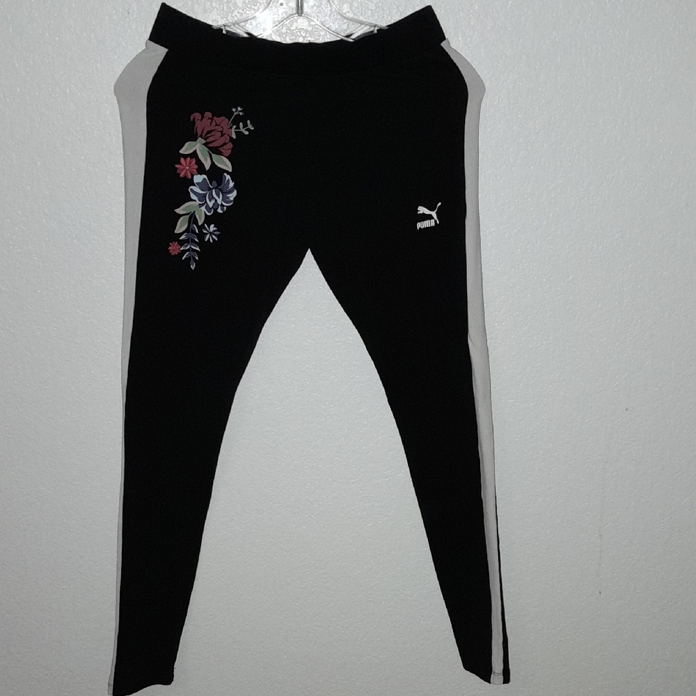 Puma Womend Black Leggings with Floral Accents